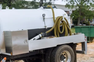 Read more about the article What Poly Tank Problems Can Regular Maintenance Prevent in Malaysia?